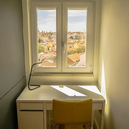 On Royal Flat
